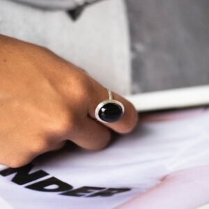 Anillo Tokyo con Onix Negro