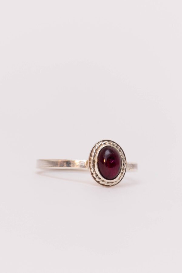 Anillo Estambul con Granate