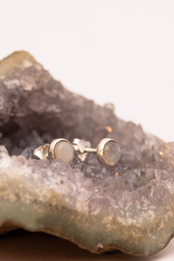 Aros Indonesia con Piedra Luna - Image 3