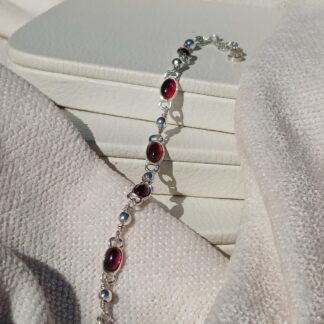 Pulsera Bali con Granate