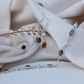 Pulsera Bali con Labradorita