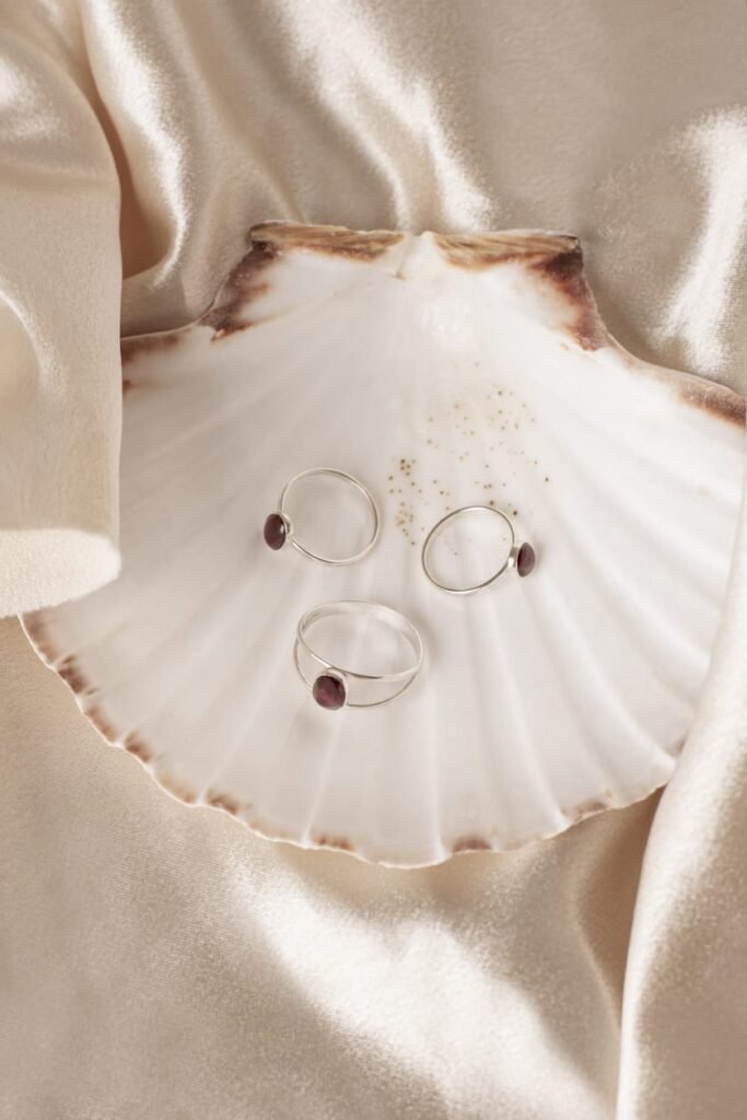 Anillo Asia con Granate - Image 3