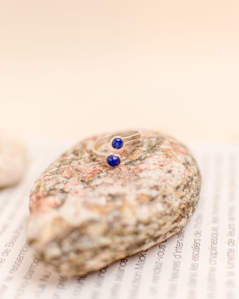 Anillo Atenas con Lapislazuli