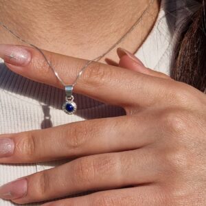 Dije Nilo con Lapislazuli