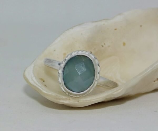Anillo Nairobi con Onix Cielo