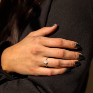 Anillo Grecia con Piedra luna